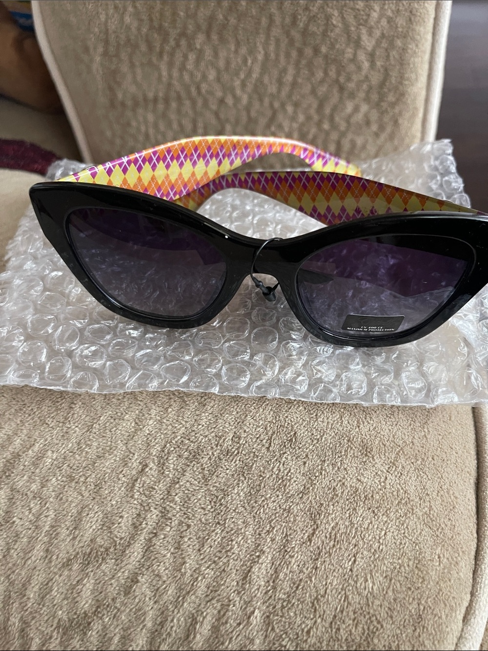 Giselle contemporary oversized sunglasses NWT